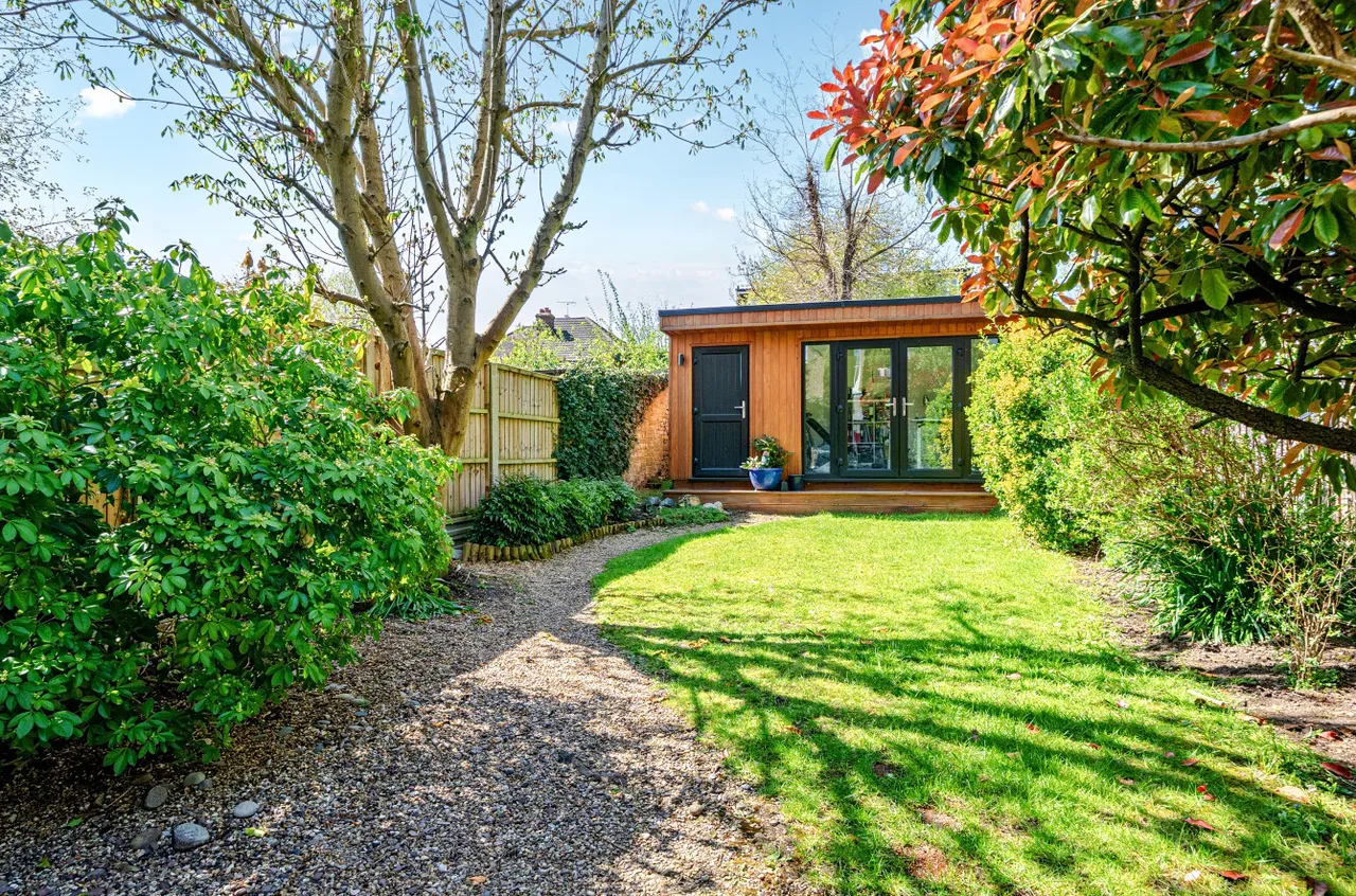 Hadley Road, Barnet, EN5 5QR, photo 2