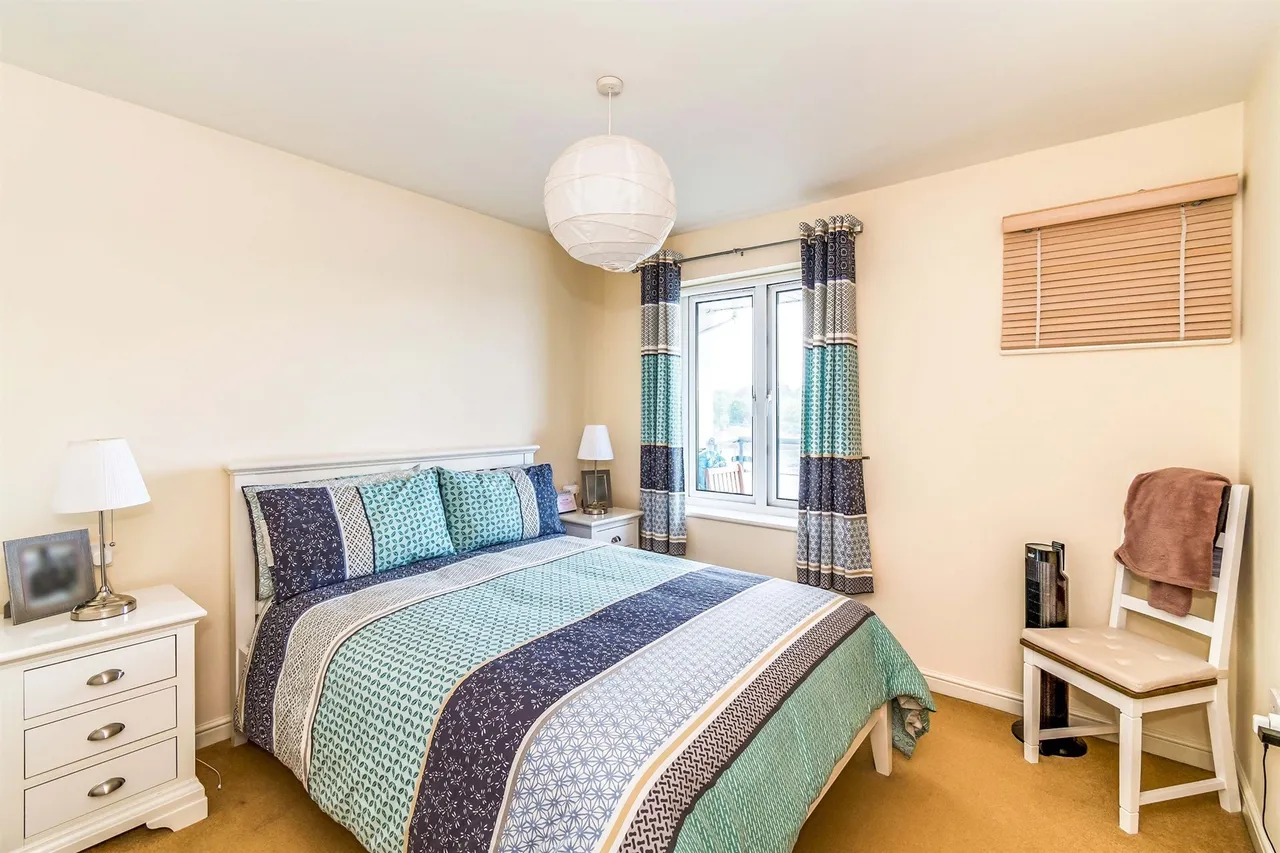 Hawkswood Road, Bitterne, Southampton, photo 9