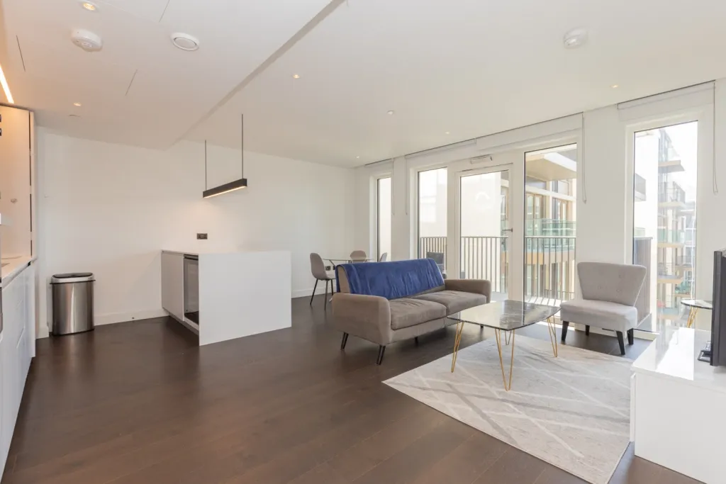 Fountain Park Way, White City, W12, photo 2