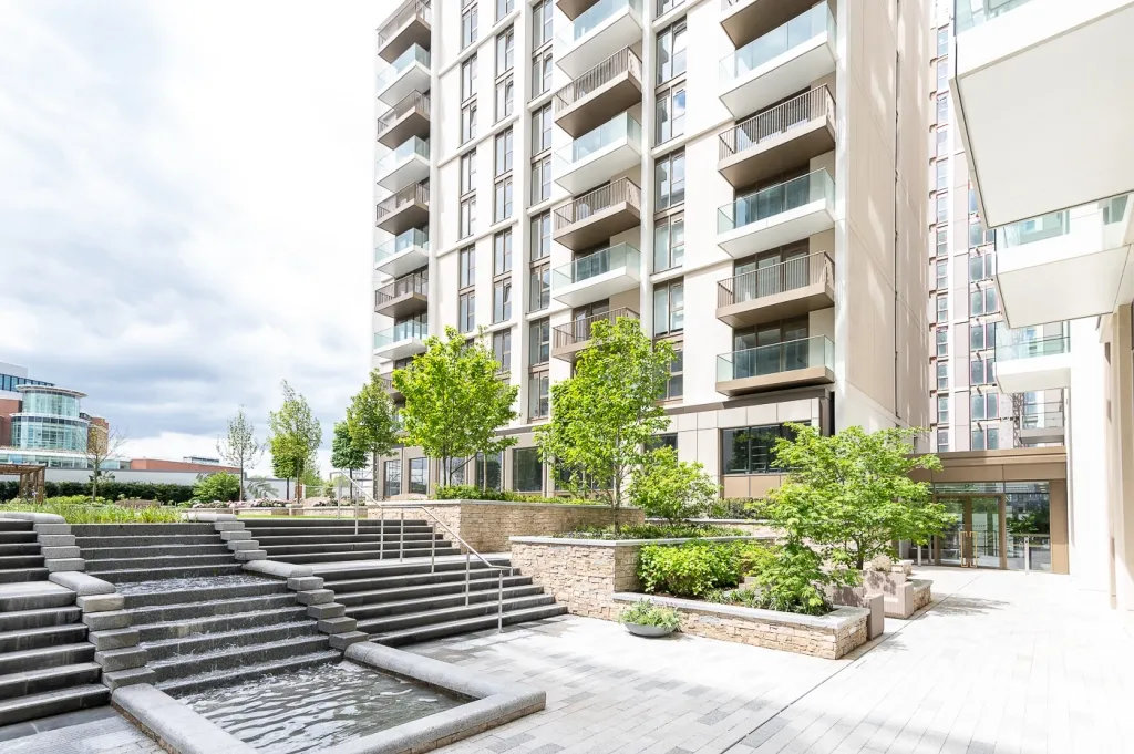 Fountain Park Way, White City, W12, photo 17