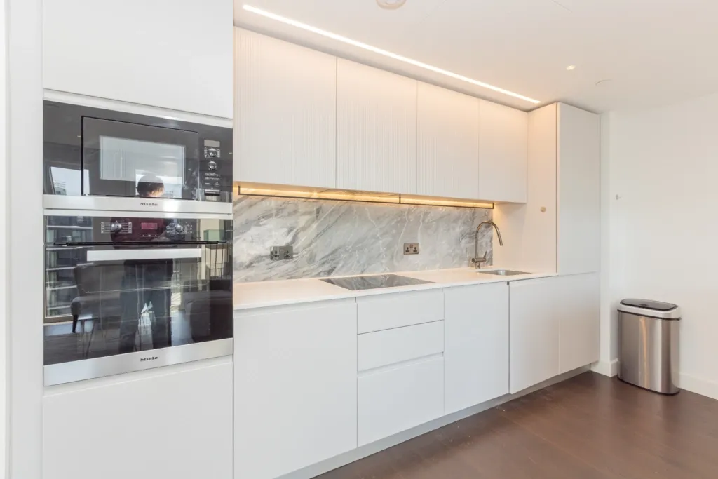 Fountain Park Way, White City, W12, photo 11