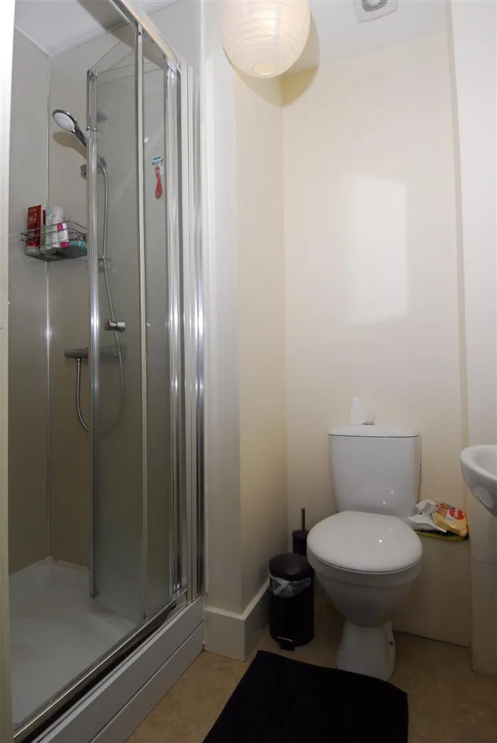 Seaton Avenue, Flat, photo 6