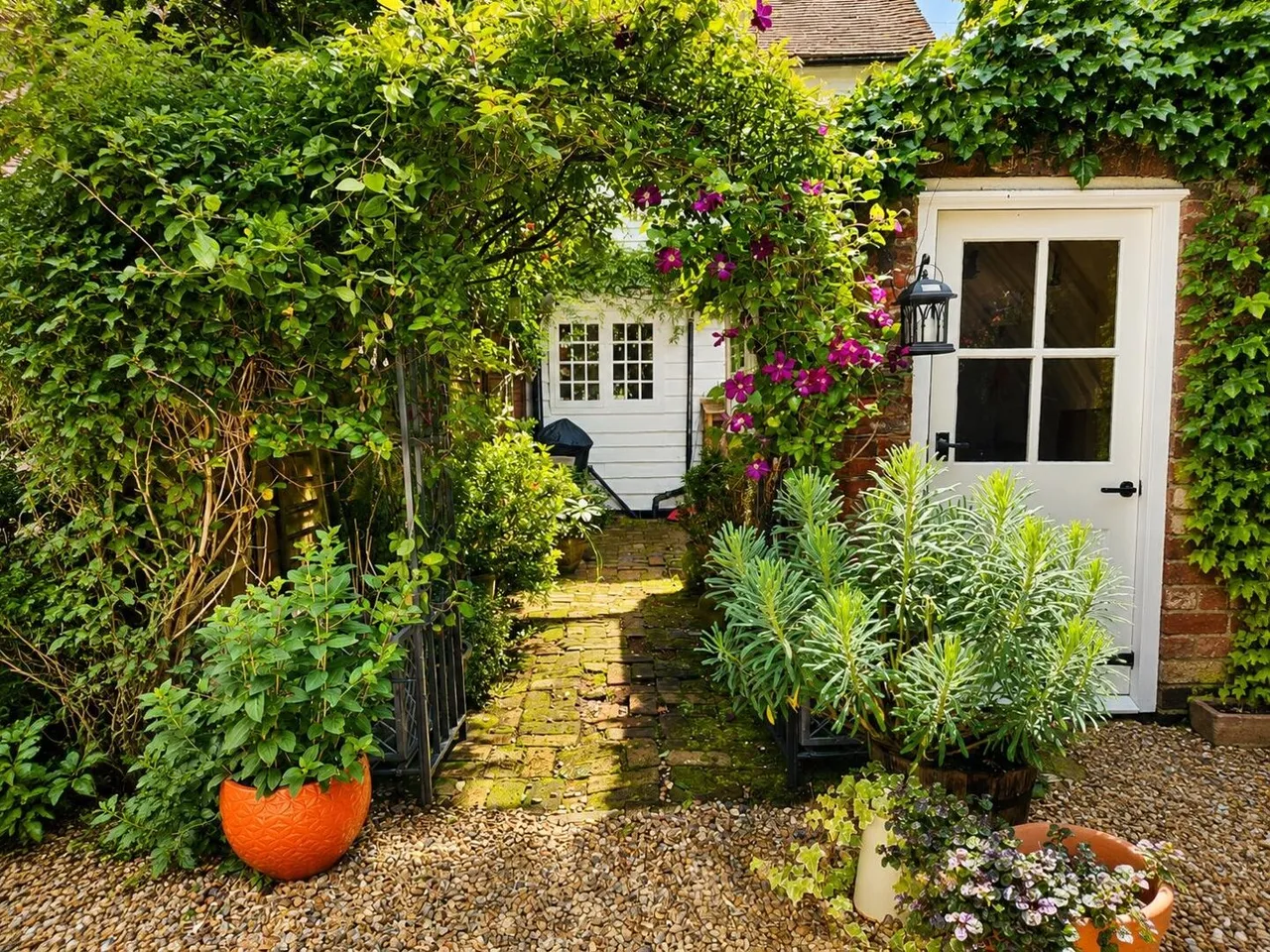 Crow Lane, Rochester, photo 13