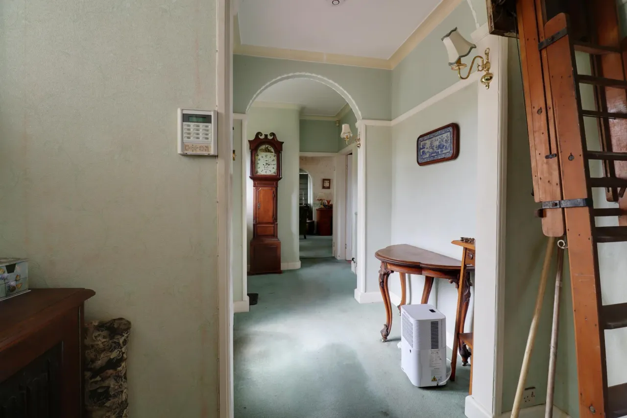 Springfield Drive, Crewe, photo 6