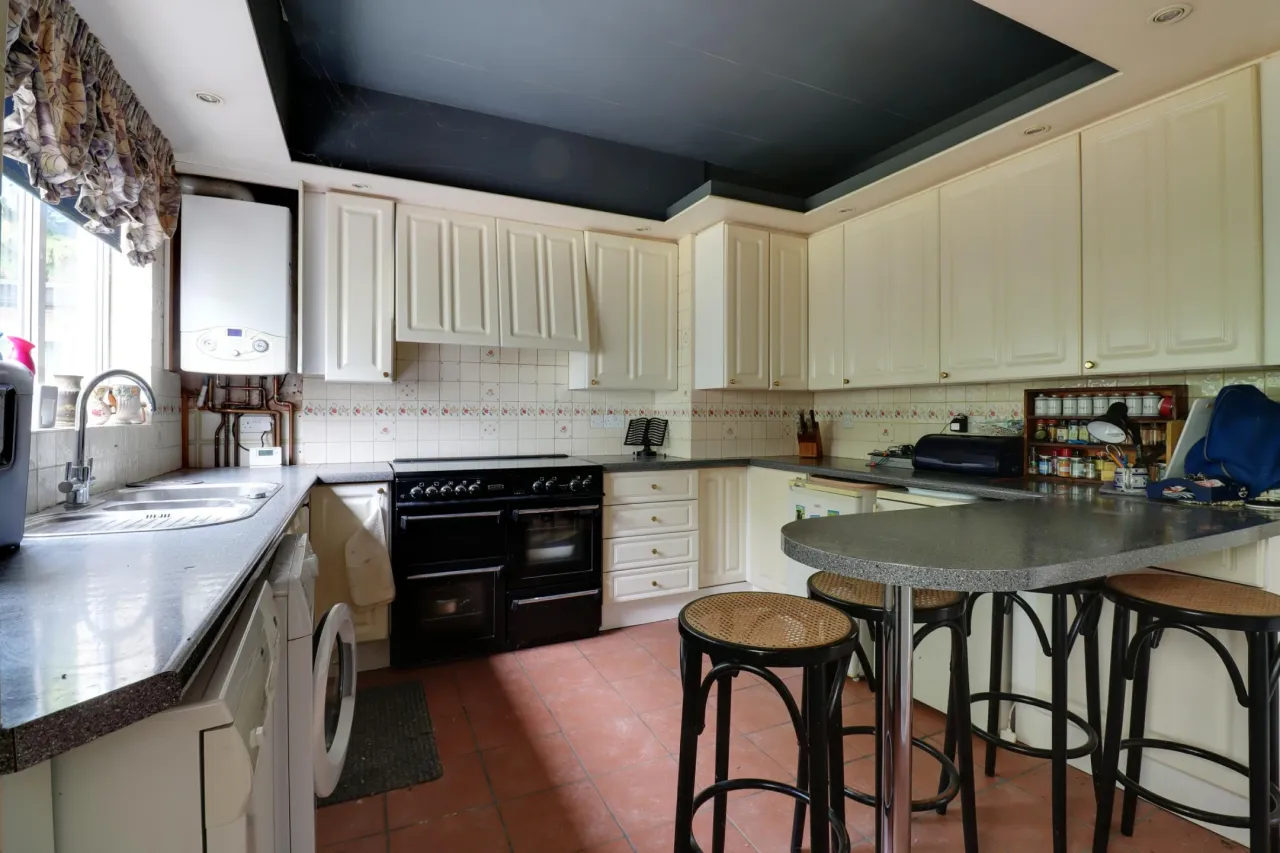 Springfield Drive, Crewe, photo 13