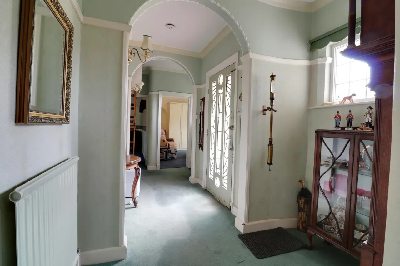 Springfield Drive, Crewe, photo 5