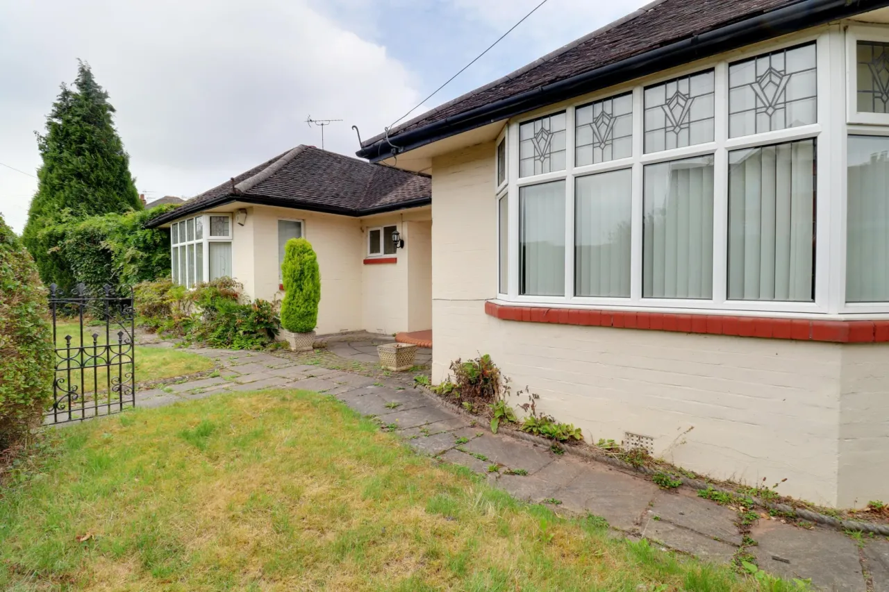 Springfield Drive, Crewe, photo 3
