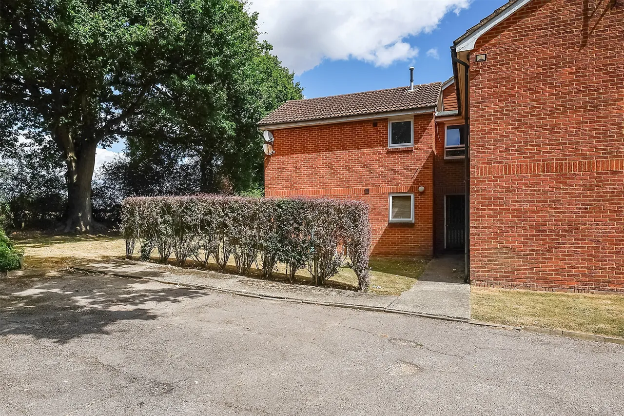 Bakers Way, Capel, RH5, photo 9