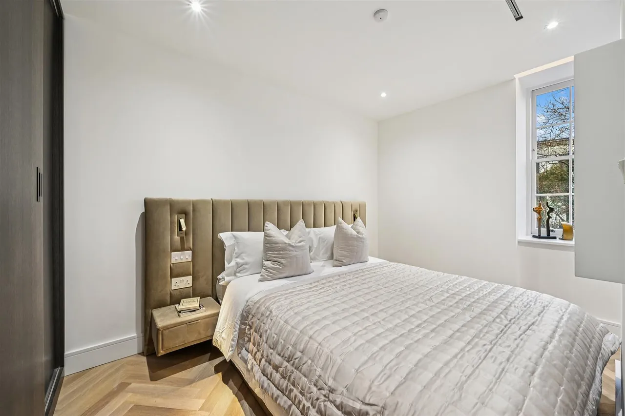 Davies House, Southwark, photo 6