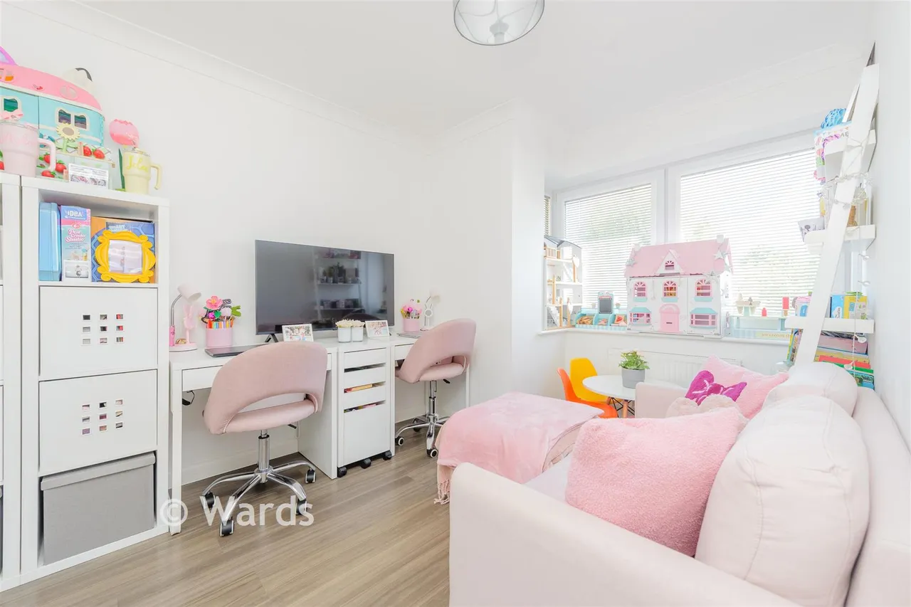 Castleridge Drive, Greenhithe, DA9, photo 11