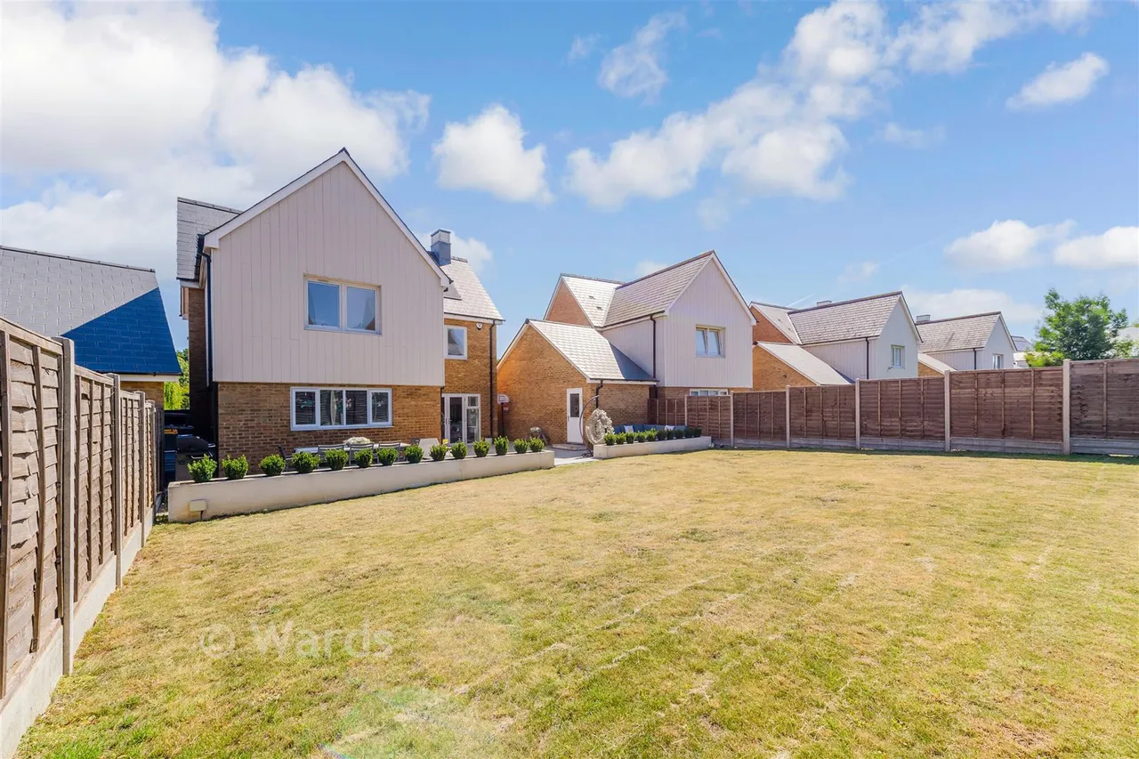 Castleridge Drive, Greenhithe, DA9, photo 13