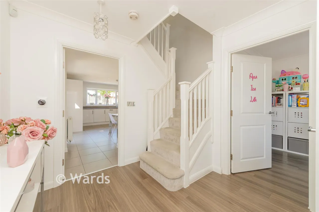 Castleridge Drive, Greenhithe, DA9, photo 6