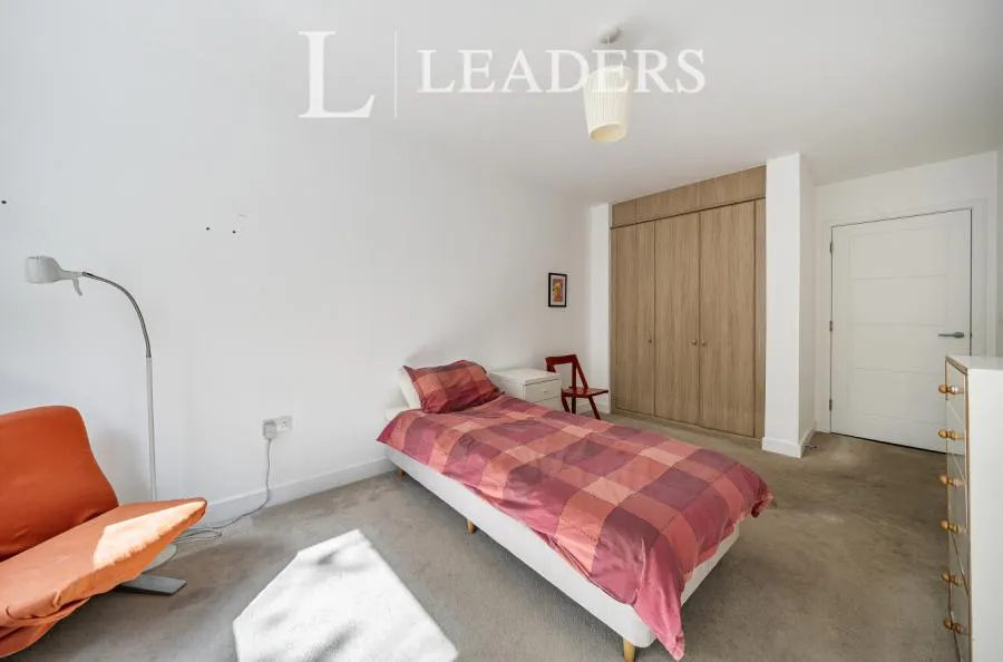 Sovereign Way, Tonbridge, TN9, photo 11