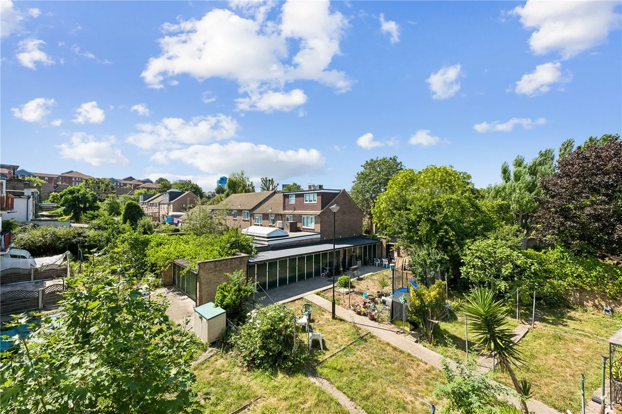 Albert Road, London, N15, photo 8