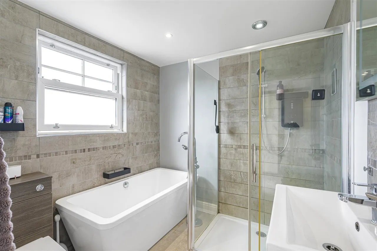 Eastbourne Road, Seaford, photo 19