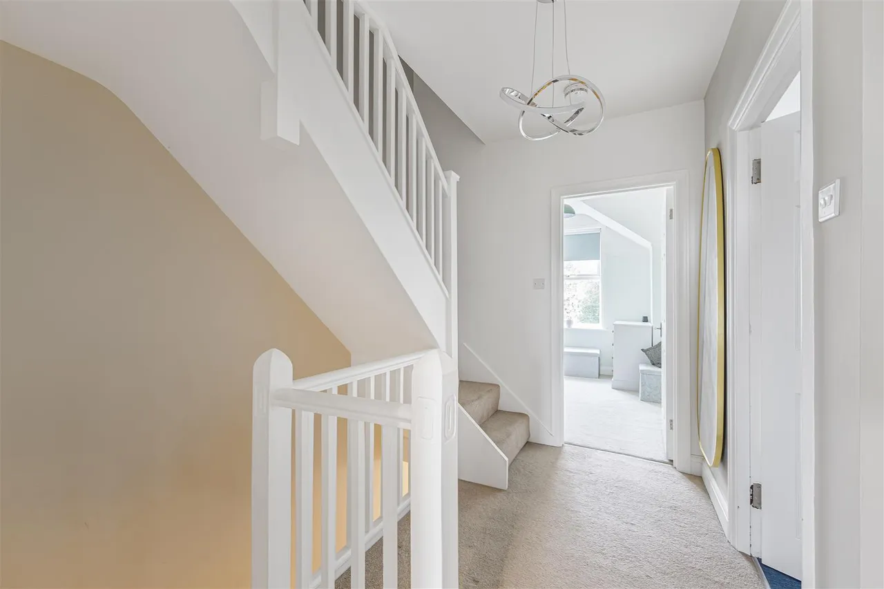 Eastbourne Road, Seaford, photo 24