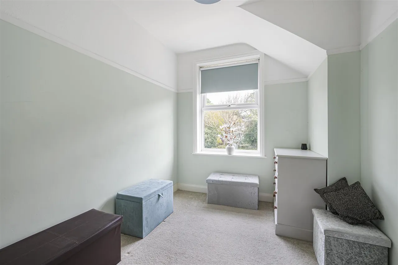 Eastbourne Road, Seaford, photo 25