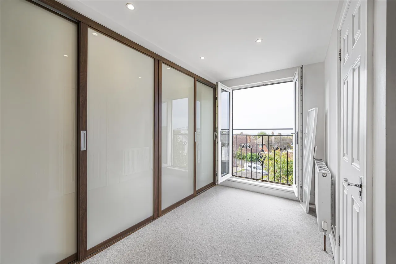 Eastbourne Road, Seaford, photo 17