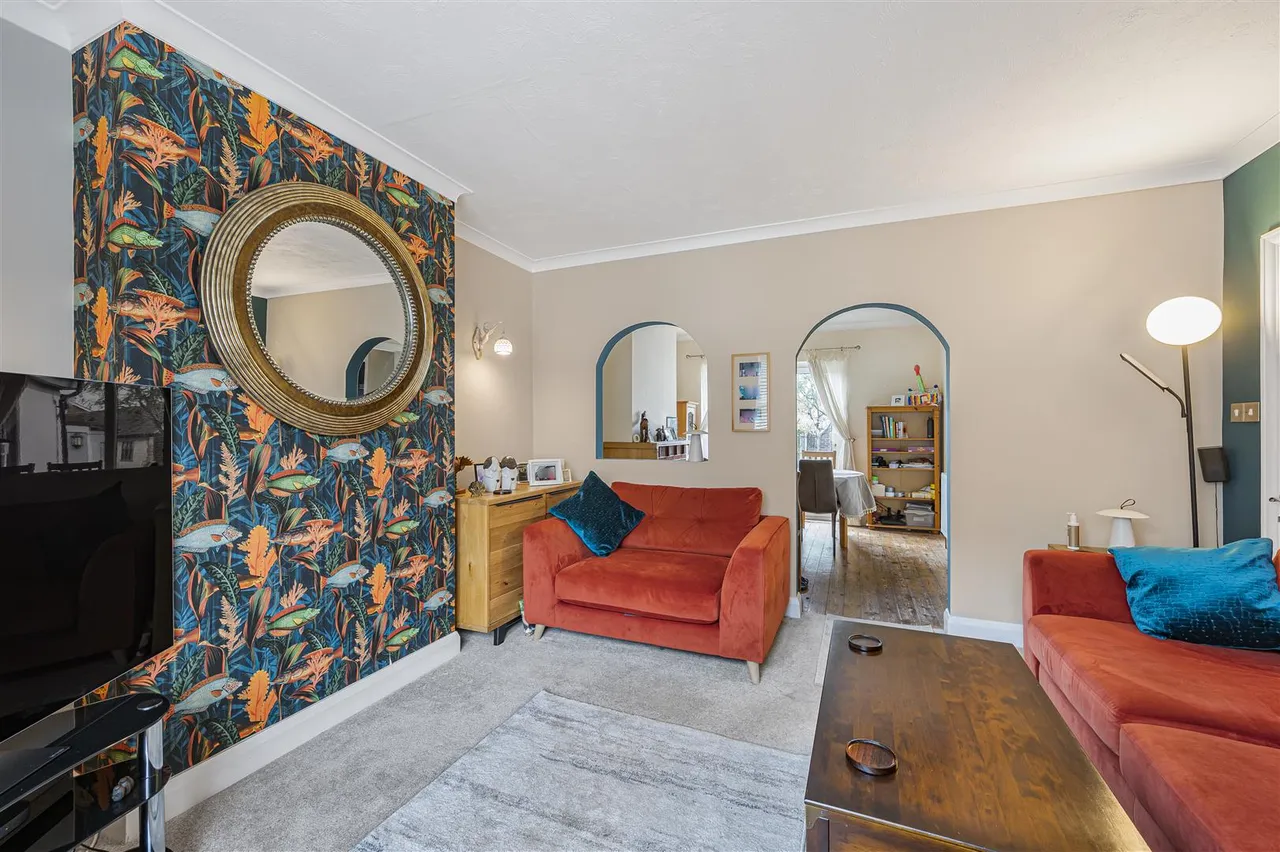 Eastbourne Road, Seaford, photo 9