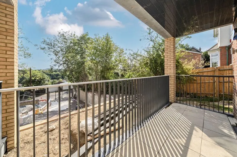 88 Riddlesdown Road, Purley CR8 1DD, photo 6