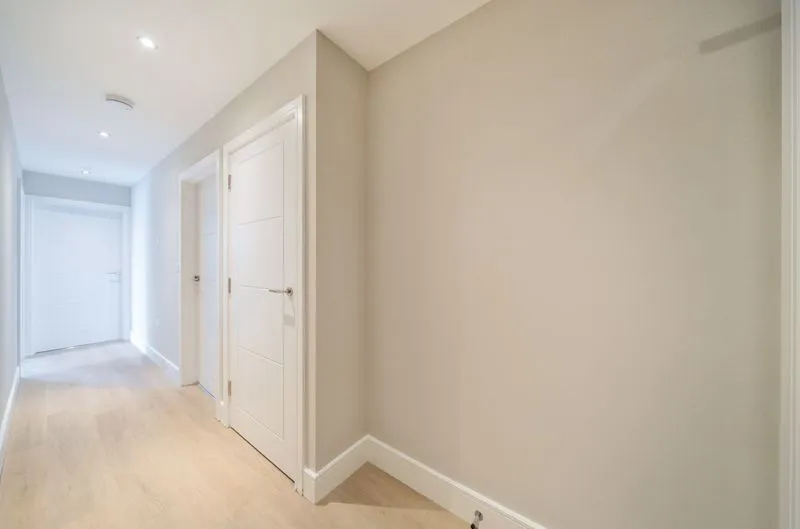 88 Riddlesdown Road, Purley CR8 1DD, photo 13