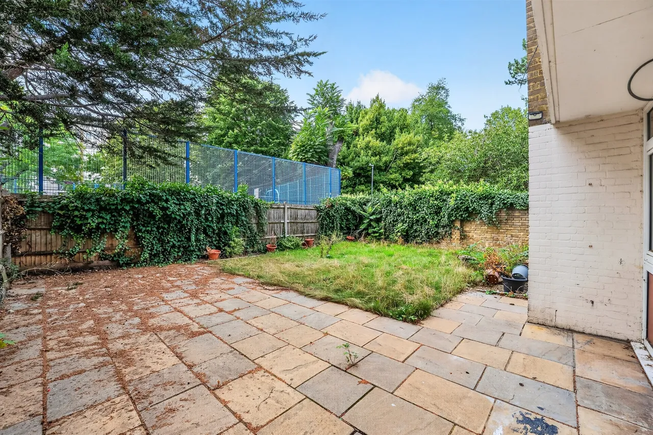 Limpsfield Avenue, London, photo 10
