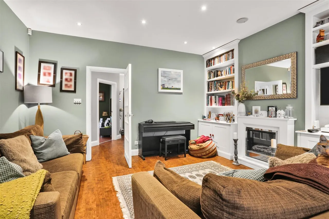 Crichton Road, Carshalton, SM5 3LS, photo 10