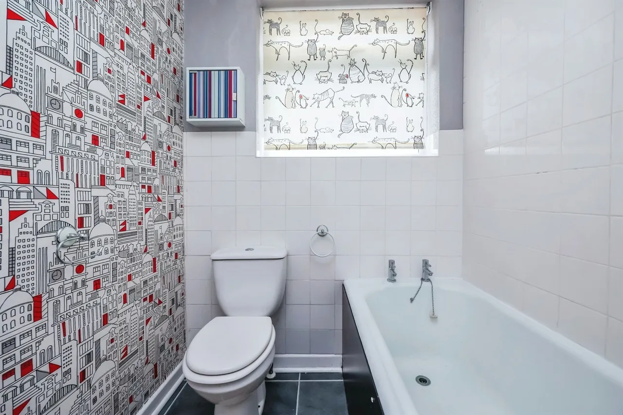 Bentinck Street, Hucknall, NG15, photo 8