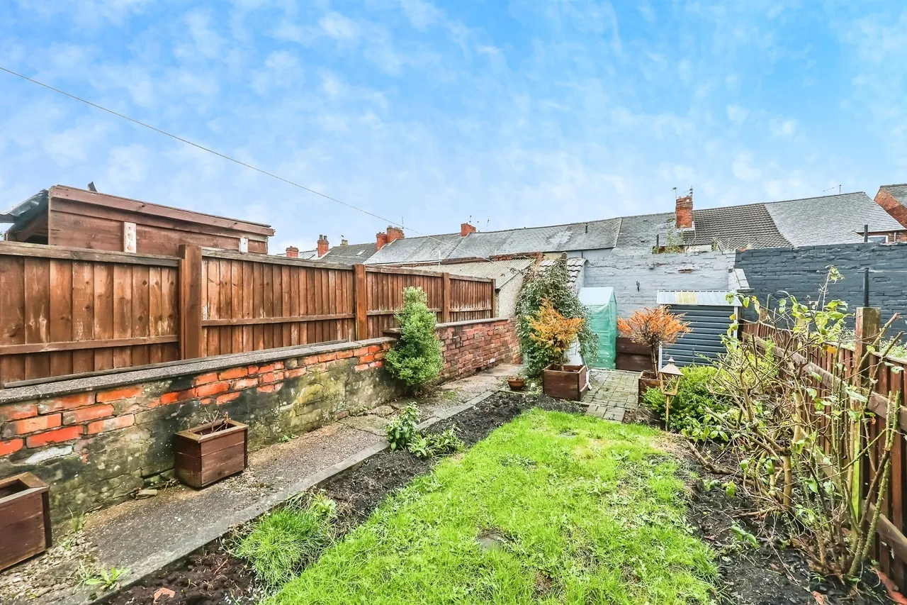 Bentinck Street, Hucknall, NG15, photo 12