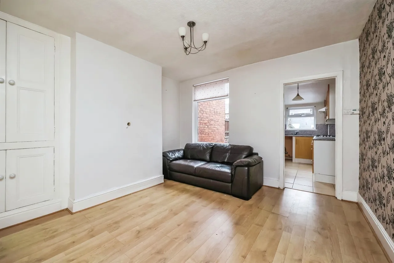 Bentinck Street, Hucknall, NG15, photo 3