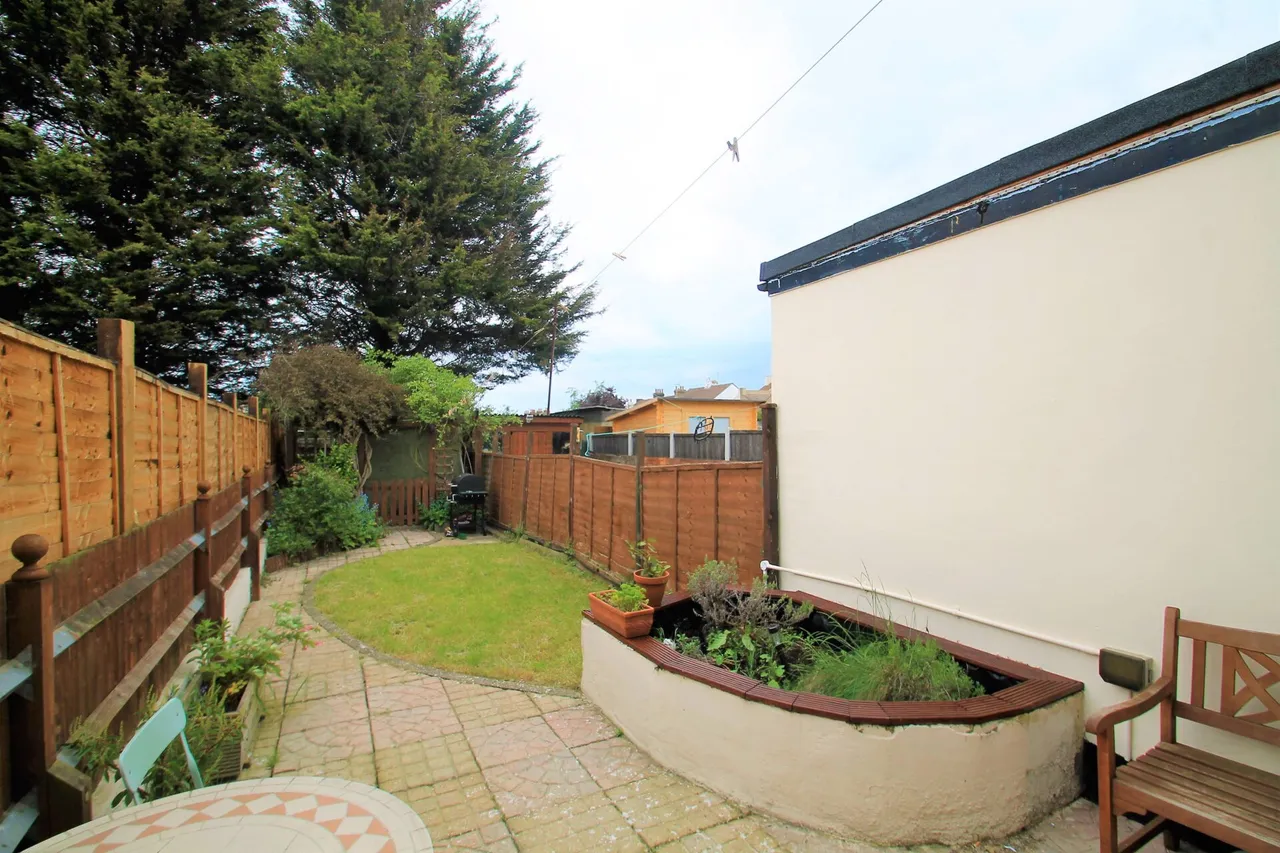 Carlise Road, Kent, Kent, DA1, photo 9