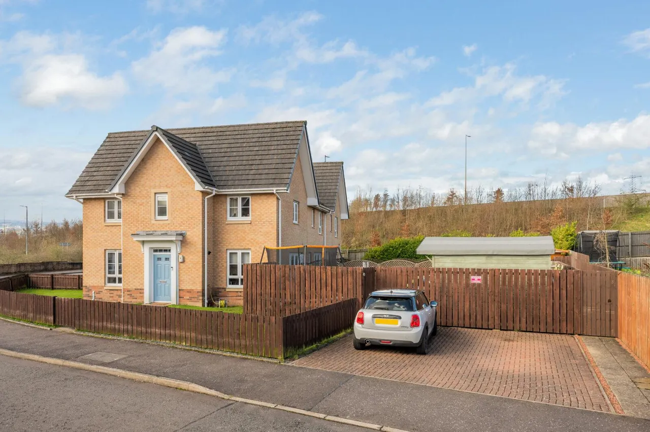 Craigcrest Place, Cumbernauld, G67 4GY, photo 27