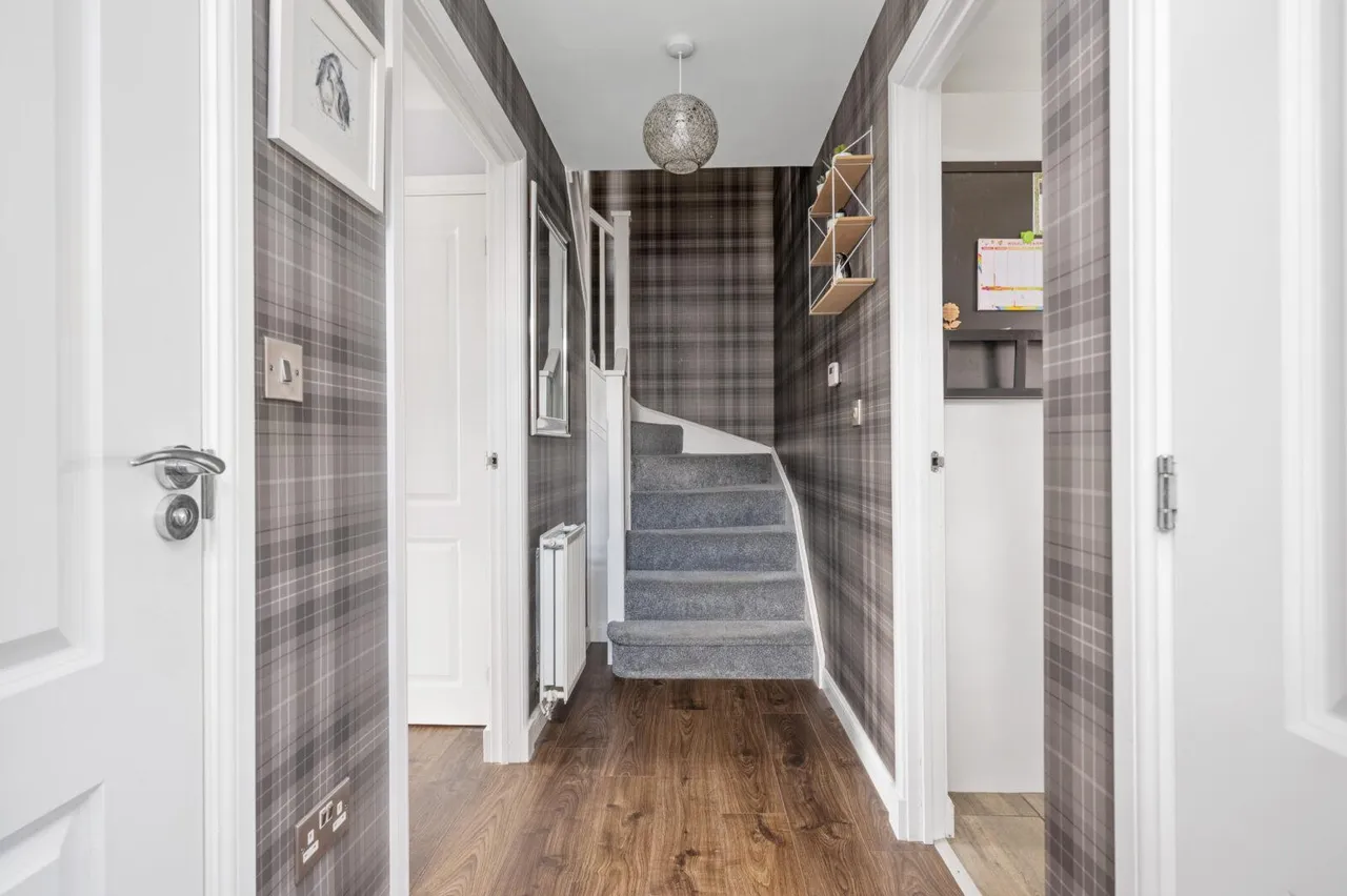 Craigcrest Place, Cumbernauld, G67 4GY, photo 3