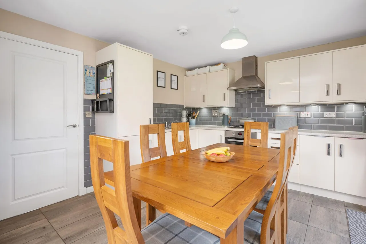 Craigcrest Place, Cumbernauld, G67 4GY, photo 9