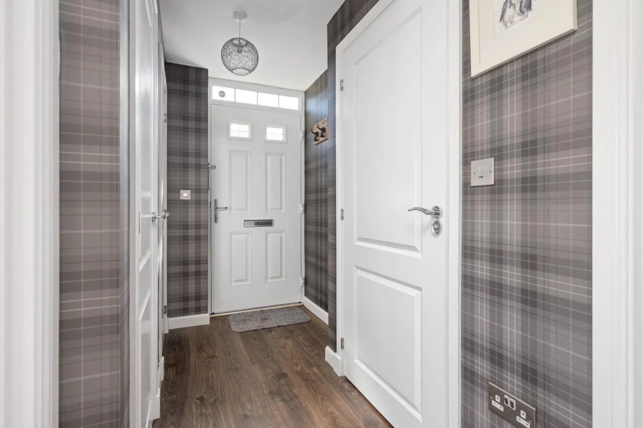 Craigcrest Place, Cumbernauld, G67 4GY, photo 4