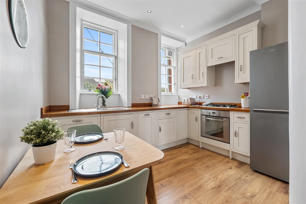 3/2 48 Edgehill Road, Broomhill, G11 7JD, photo 6