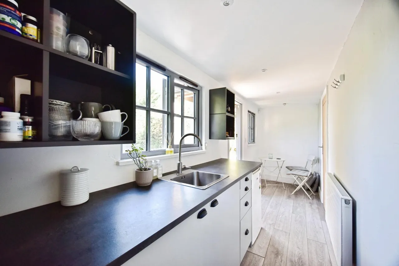 Seven Mile Lane, Maidstone, ME18, photo 16