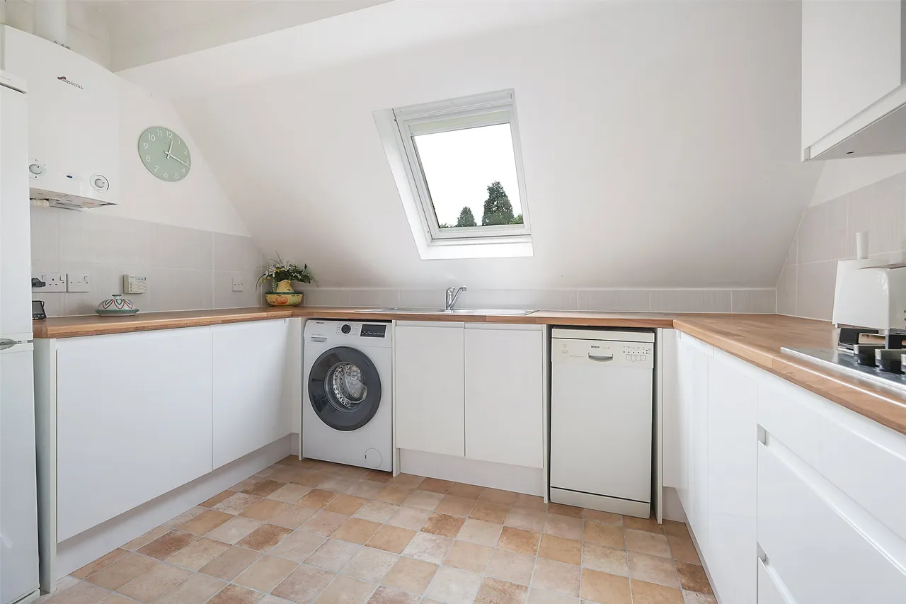 Highacre, Dorking, RH4, photo 3