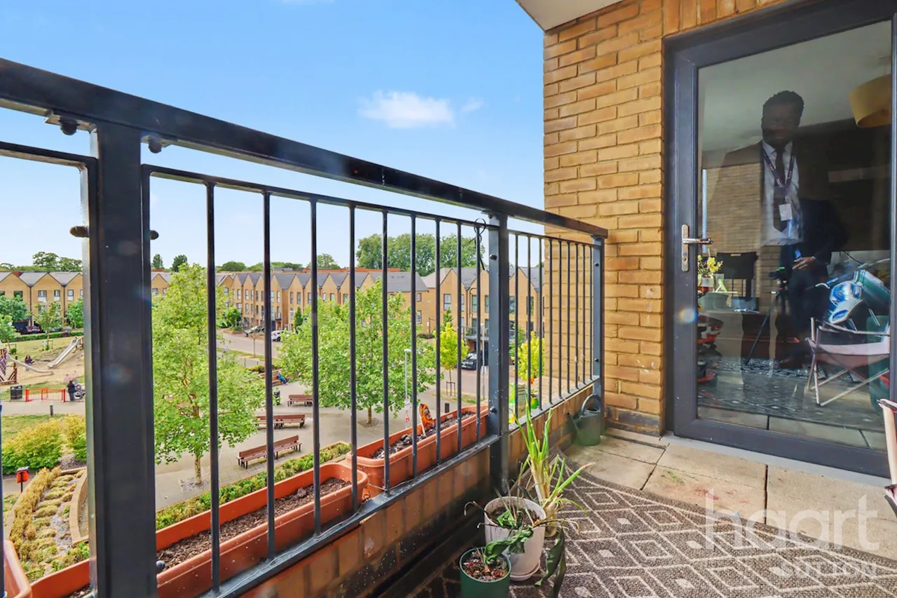 London Road, Wallington, SM6, photo 12