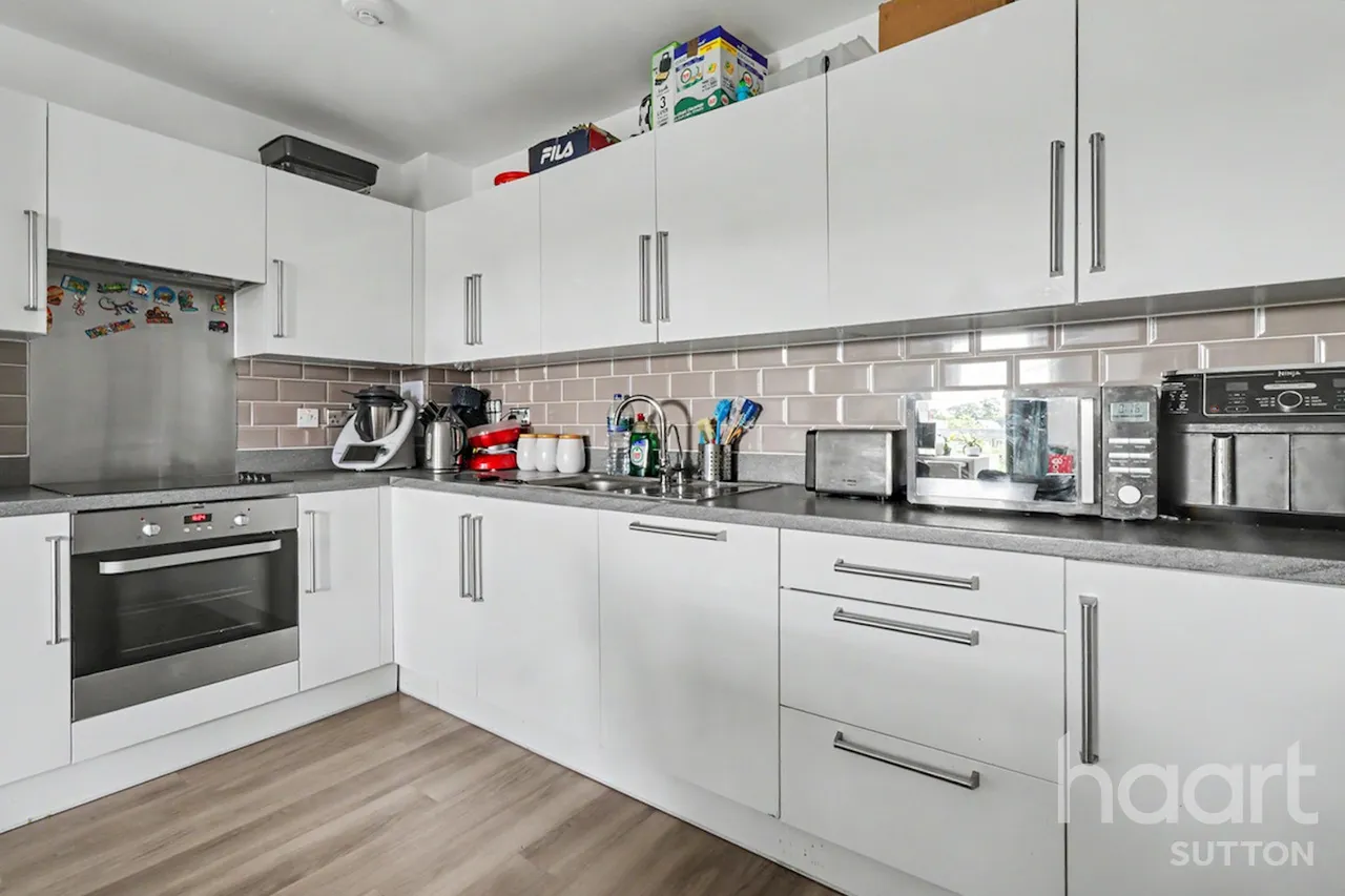 London Road, Wallington, SM6, photo 9