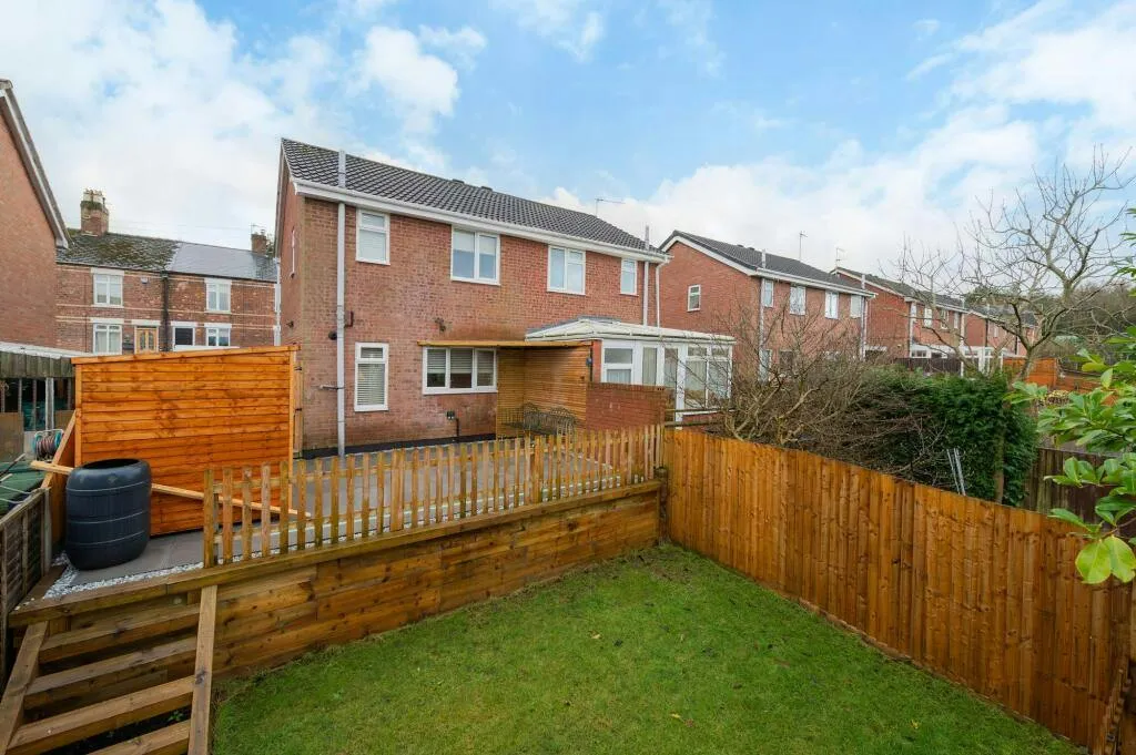 Albion Street, St. Georges, TF2, photo 11