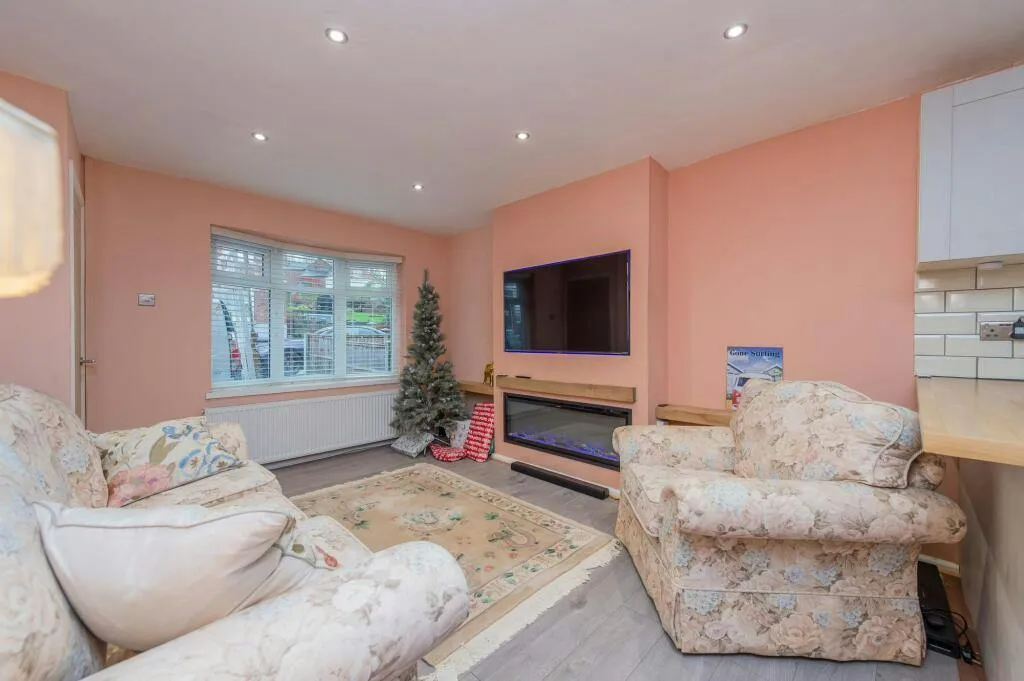 Albion Street, St. Georges, TF2, photo 6