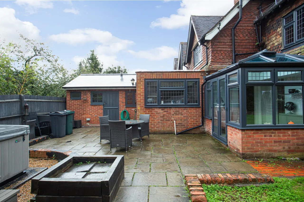 Ashford Road, Bethersden, TN26, photo 26