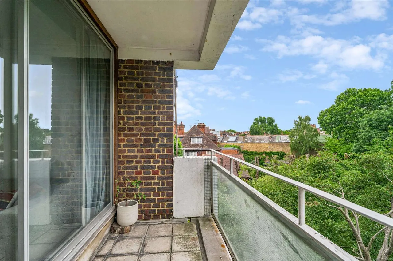 Eton Avenue, Belsize Park, London, NW3 3EJ, photo 3