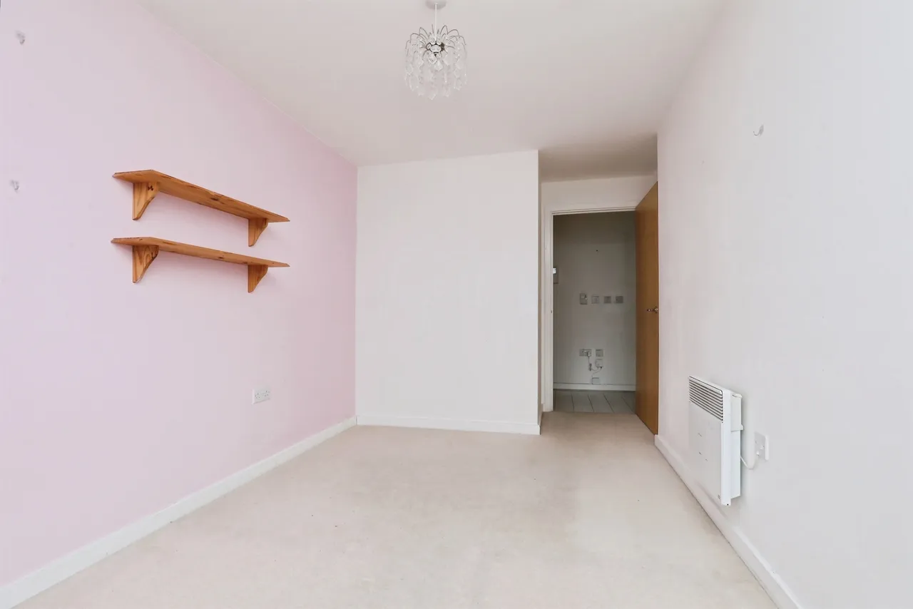 Geoffrey Watling Way, Norwich, photo 6