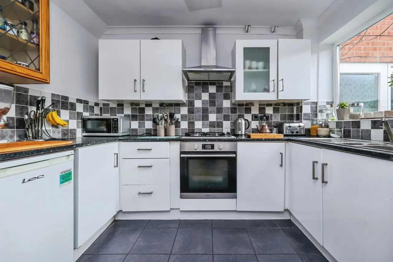 Springfield Gardens, Ilkeston, DE7, photo 6