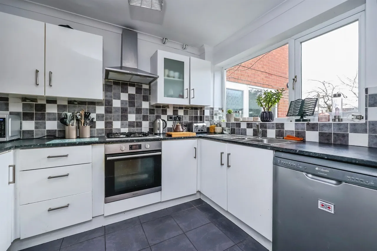 Springfield Gardens, Ilkeston, DE7, photo 7