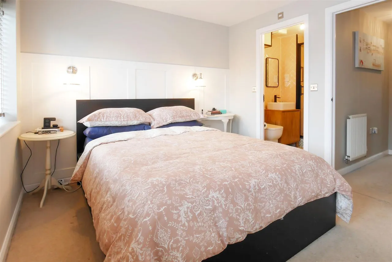 Coleridge Crescent, Littlehampton, photo 17