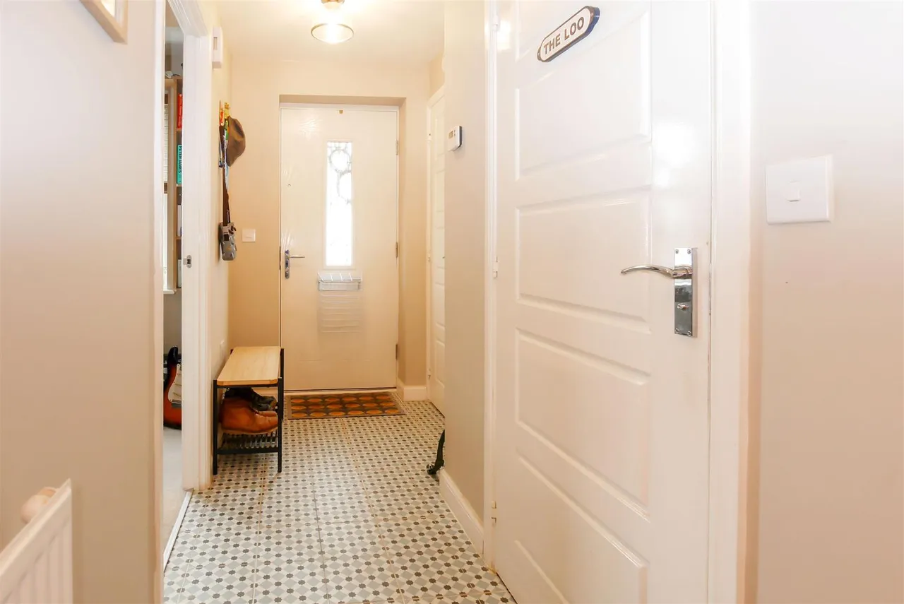 Coleridge Crescent, Littlehampton, photo 13