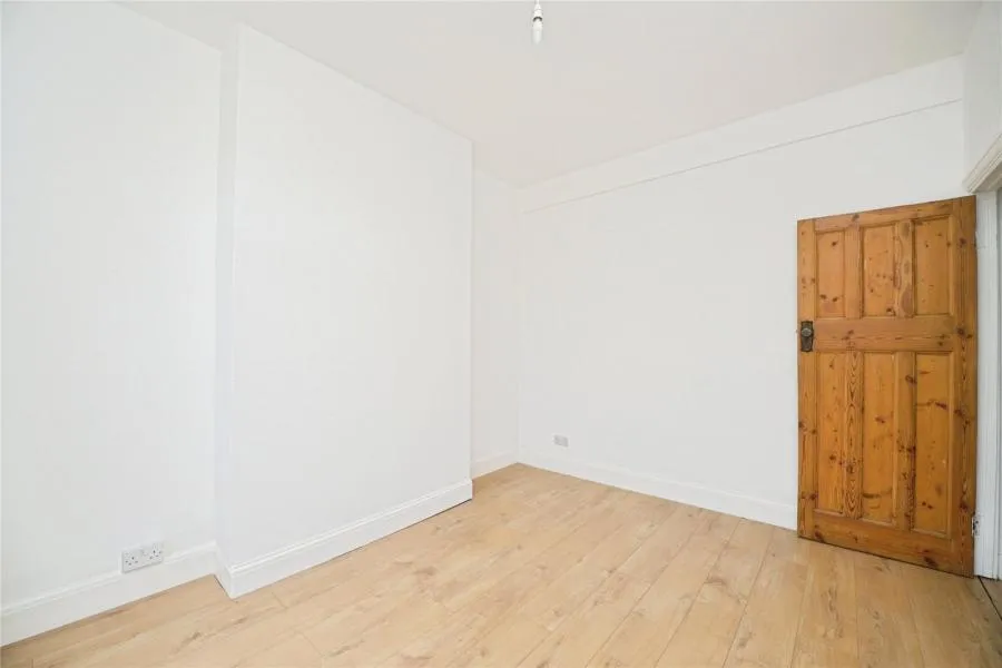 Breamore Road, Ilford, IG3, photo 9